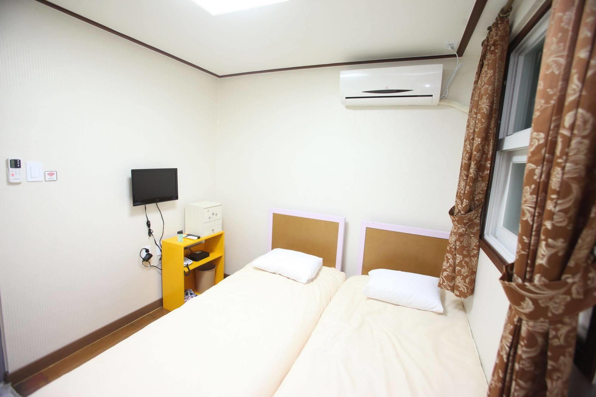ホテル Kukje Myeongdong House ソウル特別市 エクステリア 写真